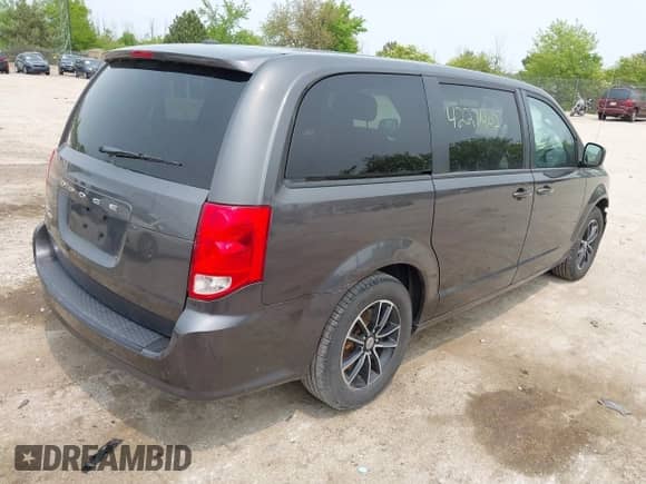 2019 Dodge Grand Caravan SE z VIN 2C4RDGBG6KR596593, wystawiony jako IAAI lot #42271402 z przebiegiem 60 792 mil mil oraz . Historia ofert i sprzedaży dostępna na DreamBid. Obrazek 4.