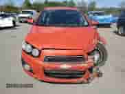 2013 Chevrolet Sonic LTZ with VIN 1G1JE6SB5D4208552, listed as a Copart auction lot 81232095 with 117,434 mi miles and Salvage title. Bid and sale history available at DreamBid. Image 5.