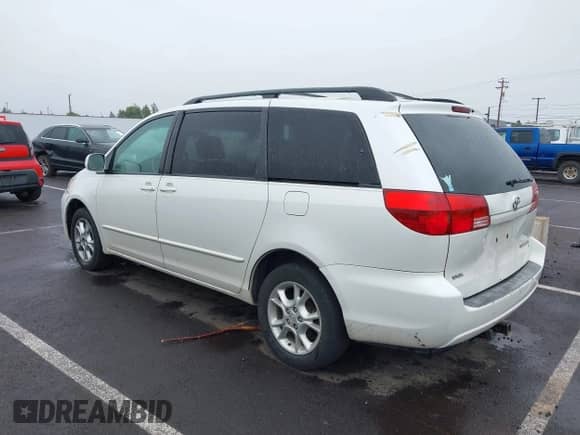 2005 Toyota Sienna XLE z VIN 5TDBA22C65S041181, wystawiony jako IAAI lot #42928380 z przebiegiem 268 568 mil mil oraz . Historia ofert i sprzedaży dostępna na DreamBid. Obrazek 3.