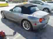 2003 BMW Z4 2.5i с VIN 4USBT33493LR65212, выставлен на аукционе IAAI как лот 43407089 с пробегом 62 649 миль миль и . История ставок и продаж доступна на DreamBid. Изображение 3.