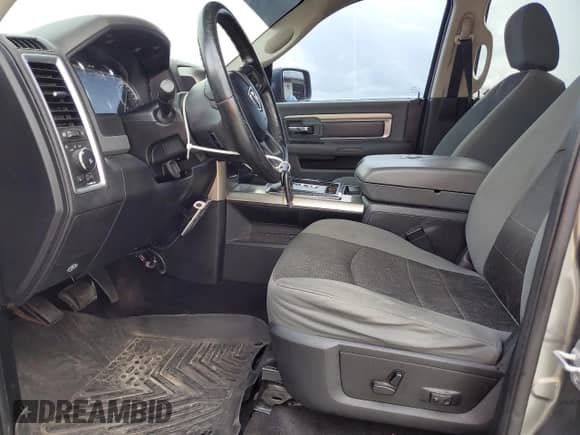 2013 Ram 1500 Big Horn z VIN 1C6RR7LTXDS540890, wystawiony jako Copart lot #80695145 z przebiegiem 183 764 mil mil oraz Szkoda całkowita • Salvage title. Historia ofert i sprzedaży dostępna na DreamBid. Obrazek 7.