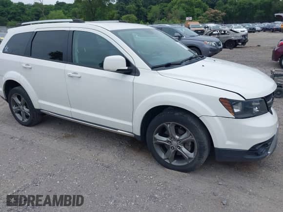 2015 Dodge Journey Crossroad with VIN 3C4PDCGB3FT713482, listed as a IAAI auction lot 42593334 with 136,020 mi miles and . Bid and sale history available at DreamBid. Image 1.