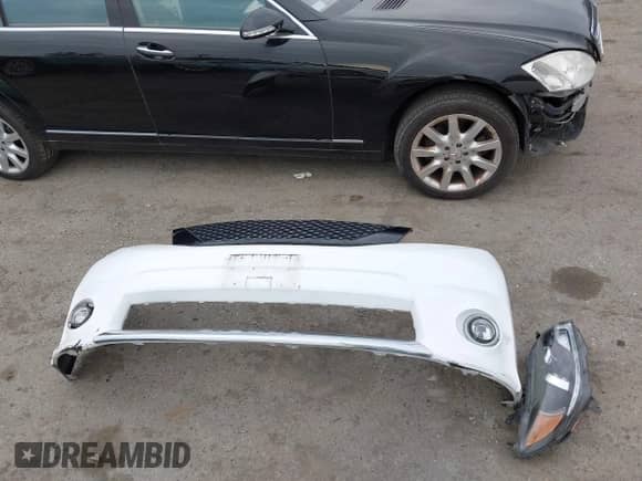 2013 Toyota Sienna SE with VIN 5TDXK3DC5DS287918, listed as a IAAI auction lot 43528644 with 88,324 mi miles and . Bid and sale history available at DreamBid. Image 12.
