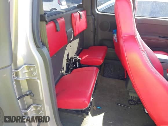 2005 Chevrolet Colorado LS Z71 with VIN 1GCDT196858151747, listed as a IAAI auction lot 42892036 with 153,075 mi miles and . Bid and sale history available at DreamBid. Image 8.