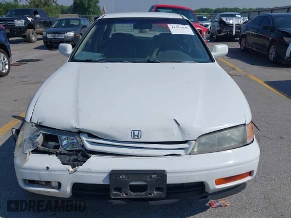 1994 Honda Accord LX с VIN 1HGCD5635RA189687, выставлен на аукционе IAAI как лот 42421010 с пробегом 155 010 миль миль и . История ставок и продаж доступна на DreamBid. Изображение 12.