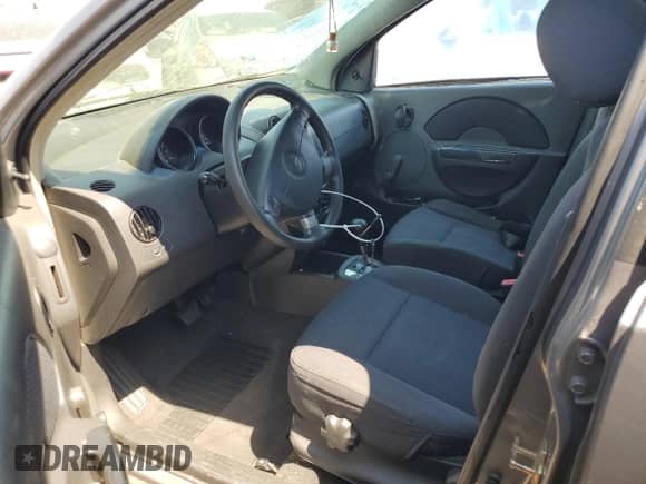 2006 Chevrolet Aveo LS z VIN KL1TD56676B545739, wystawiony jako Copart lot #65054284 z przebiegiem 155 260 mil mil oraz Szkoda całkowita • Salvage title. Historia ofert i sprzedaży dostępna na DreamBid. Obrazek 7.