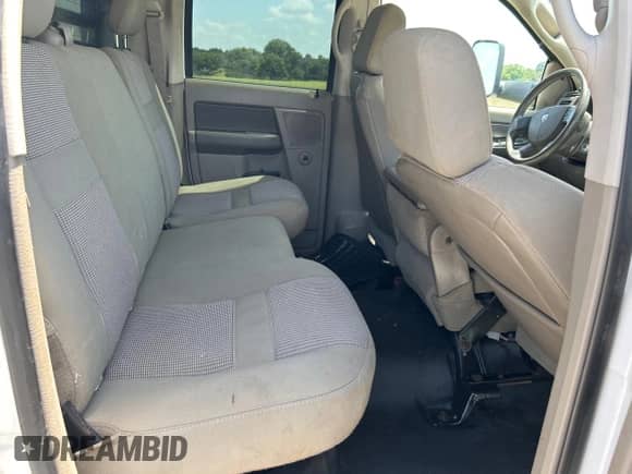 2008 Dodge RAM with VIN 3D6WH48A48G181550, listed as a Copart auction lot 65395795 with 118,555 mi miles and Clean title. Bid and sale history available at DreamBid. Image 6.