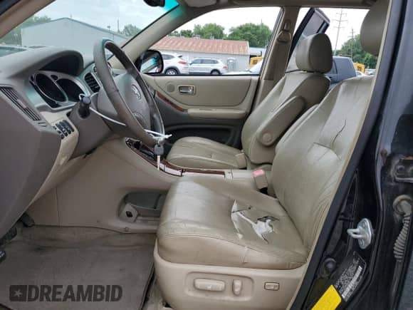 2004 Toyota Highlander with VIN JTEDP21A740038813, listed as a Copart auction lot 63106905 with 223,844 mi miles and Salvage title. Bid and sale history available at DreamBid. Image 7.