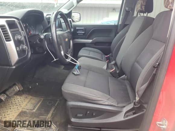 2017 Chevrolet Silverado 1500 LT z VIN 3GCUKREC2HG498101, wystawiony jako Copart lot #63125315 z przebiegiem 100 766 mil mil oraz Szkoda całkowita • Salvage title. Historia ofert i sprzedaży dostępna na DreamBid. Obrazek 7.