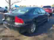 2007 Volvo S60 2.5L Turbo с VIN YV1RS592872630845, выставлен на аукционе IAAI как лот 41869502 с пробегом 74 732 миль миль и . История ставок и продаж доступна на DreamBid. Изображение 4.