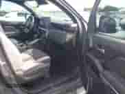 2024 Toyota Tacoma SR5 z VIN 3TYKB5FN6RT007410, wystawiony jako IAAI lot #43205199 z przebiegiem 26 768 mil mil oraz . Historia ofert i sprzedaży dostępna na DreamBid. Obrazek 5.