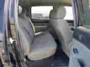 2014 Toyota Tacoma PreRunner z VIN 5TFJX4GN3EX027541, wystawiony jako IAAI lot #42271868 z przebiegiem 153 595 mil mil oraz . Historia ofert i sprzedaży dostępna na DreamBid. Obrazek 8.