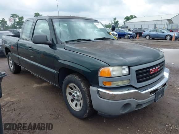 2006 GMC Sierra 1500 SLE1 with VIN 1GTEC19Z16Z267821, listed as a IAAI auction lot 42522275 with 152,717 mi miles and . Bid and sale history available at DreamBid. Image 1.