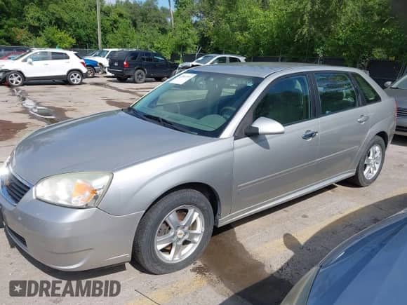 2006 Chevrolet Malibu Maxx LT z VIN 1G1ZT61866F102276, wystawiony jako IAAI lot #42663269 z przebiegiem 99 008 mil mil oraz . Historia ofert i sprzedaży dostępna na DreamBid. Obrazek 2.