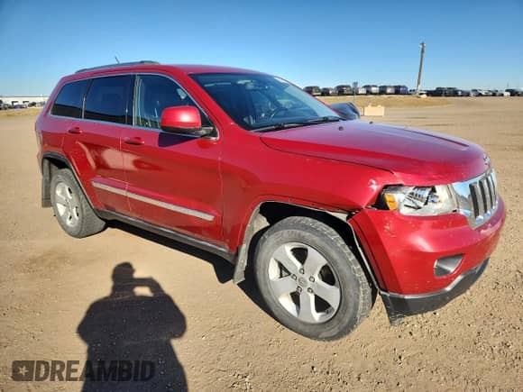 2011 Jeep Grand Cherokee Laredo с VIN 1J4RR4GG4BC537831, выставлен на аукционе Copart как лот 90458005 с пробегом 322 580 миль миль и Списание • Salvage title. История ставок и продаж доступна на DreamBid. Изображение 4.