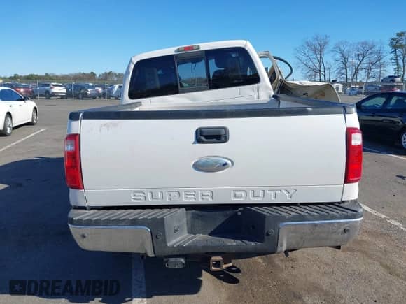 2012 Ford F-250 XL с VIN 1FT7X2BT7CEA65271, выставлен на аукционе IAAI как лот 41892731 с пробегом Не указан миль и . История ставок и продаж доступна на DreamBid. Изображение 15.