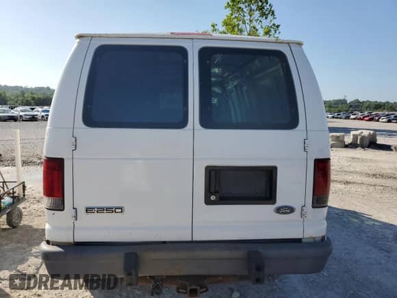 2006 Ford Econoline Cargo with VIN 1FTNE24W26DA79433, listed as a Copart auction lot 61733345 with 148,929 mi miles and Clean title. Bid and sale history available at DreamBid. Image 6.