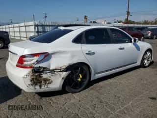 2015 Hyundai Equus Signature z VIN KMHGH4JHXFU094453, wystawiony jako Copart lot #84204765 z przebiegiem 133 372 mil mil oraz Szkoda całkowita • Salvage title. Historia ofert i sprzedaży dostępna na DreamBid. Obrazek 3.