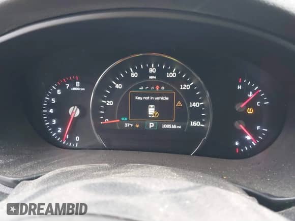 2016 Kia Sorento SXL z VIN 5XYPKDA59GG116070, wystawiony jako IAAI lot #41503521 z przebiegiem 108 516 mil mil oraz . Historia ofert i sprzedaży dostępna na DreamBid. Obrazek 7.