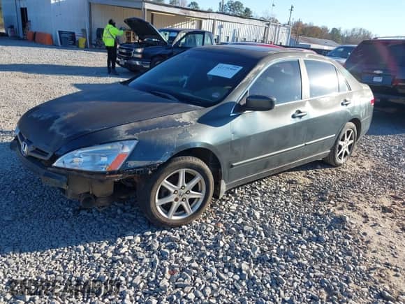 2004 Honda Accord EX z VIN 1HGCM66854A055157, wystawiony jako IAAI lot #41175560 z przebiegiem 229 038 mil mil oraz . Historia ofert i sprzedaży dostępna na DreamBid. Obrazek 2.