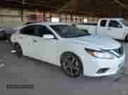 2016 Nissan Altima SR z VIN 1N4AL3AP9GC204514, wystawiony jako Copart lot #81459195 z przebiegiem 165 834 mil mil oraz Szkoda całkowita • Salvage title. Historia ofert i sprzedaży dostępna na DreamBid. Obrazek 4.