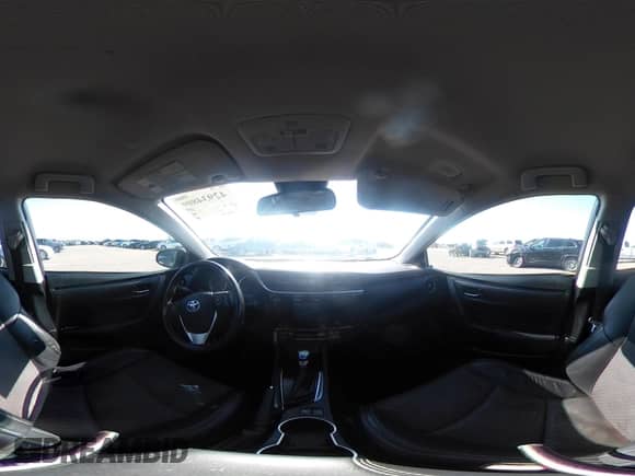 2019 Toyota Corolla L z VIN 5YFBURHE1KP938910, wystawiony jako IAAI lot #42934809 z przebiegiem 64 936 mil mil oraz . Historia ofert i sprzedaży dostępna na DreamBid. Obrazek 18.