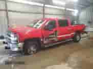 2017 Chevrolet Silverado 2500HD Work Truck z VIN 1GC1KUEG4HF100199, wystawiony jako Copart lot #72059064 z przebiegiem 102 158 mil mil oraz Szkoda całkowita • Salvage title. Historia ofert i sprzedaży dostępna na DreamBid. Obrazek 1.