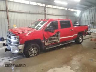 2017 Chevrolet Silverado 2500HD Work Truck z VIN 1GC1KUEG4HF100199, wystawiony jako Copart lot #72059064 z przebiegiem 102 158 mil mil oraz Szkoda całkowita • Salvage title. Historia ofert i sprzedaży dostępna na DreamBid. Obrazek 1.