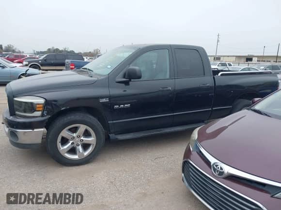 2008 Dodge 1500 SLT с VIN 1D3HA18218J186088, выставлен на аукционе IAAI как лот 41268694 с пробегом 184 097 миль миль и . История ставок и продаж доступна на DreamBid. Изображение 14.