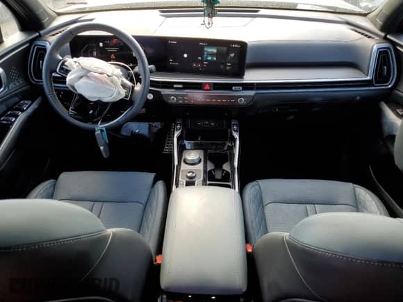 2025 Kia Sorento SX Prestige с VIN KNDRMDJH3S5360909, выставлен на аукционе Copart как лот 65402185 с пробегом 3 518 миль миль и Списание • Salvage title. История ставок и продаж доступна на DreamBid. Изображение 8.