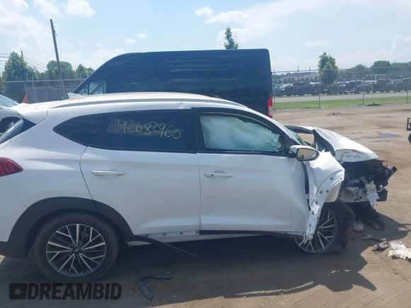 2021 Hyundai Tucson Sport with VIN KM8J3CAL8MU335278, listed as a IAAI auction lot 42682960 with 53,456 mi miles and . Bid and sale history available at DreamBid. Image 14.