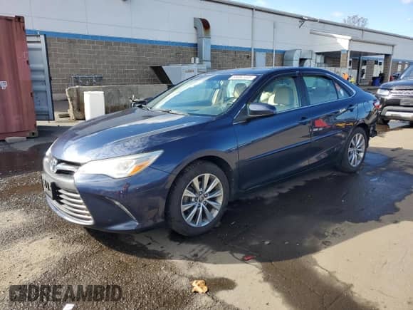 2016 Toyota Camry XLE with VIN 4T1BK1FK4GU572530, listed as a Copart auction lot 85862445 with 93,658 mi miles and Salvage title. Bid and sale history available at DreamBid. Image 1.