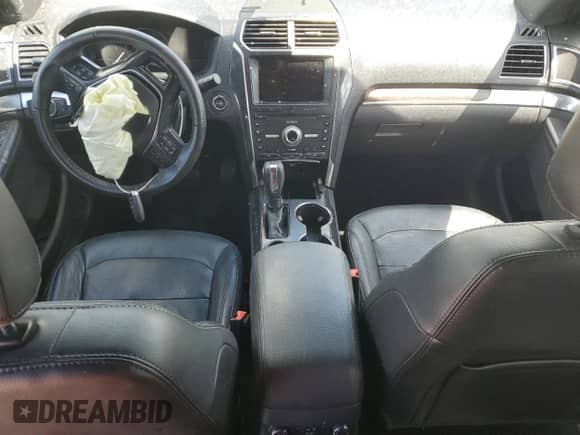 2019 Ford Explorer Limited z VIN 1FM5K7F82KGA64102, wystawiony jako Copart lot #67189415 z przebiegiem 125 301 mil mil oraz Szkoda całkowita • Salvage title. Historia ofert i sprzedaży dostępna na DreamBid. Obrazek 8.