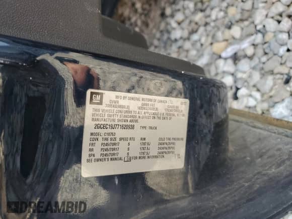 2007 Chevrolet Silverado 1500 2LT z VIN 2GCEC19J771620938, wystawiony jako Copart lot #64983225 z przebiegiem 181 077 mil mil oraz Czysty tytuł • Clean title. Historia ofert i sprzedaży dostępna na DreamBid. Obrazek 12.