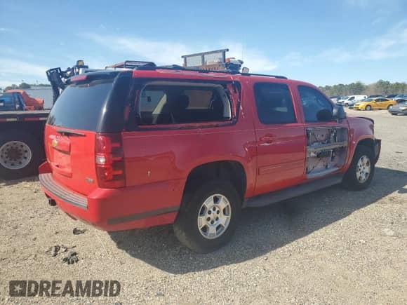 2012 Chevrolet Suburban LS с VIN 1GNSKHE72CR156572, выставлен на аукционе Copart как лот 39384824 с пробегом 127 865 миль миль и Списание • Salvage title. История ставок и продаж доступна на DreamBid. Изображение 3.