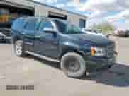 2013 Chevrolet Tahoe LS с VIN 1GNSCAE02DR223695, выставлен на аукционе Copart как лот 84003475 с пробегом 183 484 миль миль и Списание • Salvage title. История ставок и продаж доступна на DreamBid. Изображение 4.