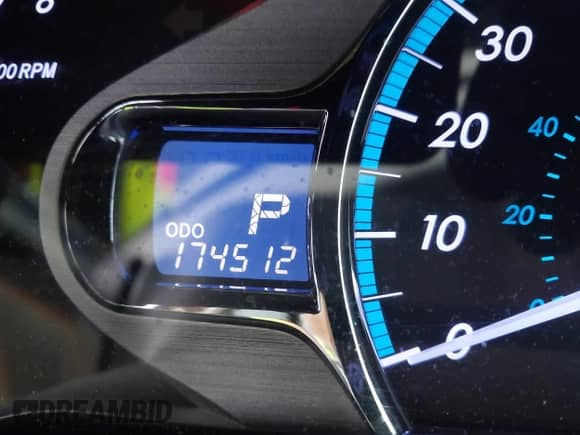 2012 Toyota Sienna XLE with VIN 5TDDK3DC3CS030466, listed as a IAAI auction lot 41914368 with 174,512 mi miles and . Bid and sale history available at DreamBid. Image 15.