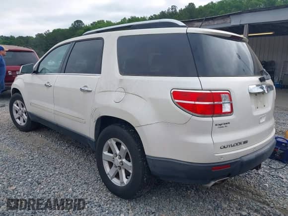 2007 Saturn Outlook XR with VIN 5GZEV23767J129441, listed as a IAAI auction lot 42115866 with 187,163 mi miles and . Bid and sale history available at DreamBid. Image 3.