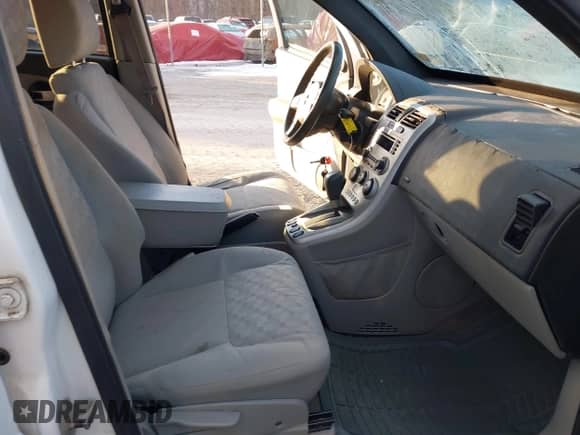 2006 Chevrolet Equinox LT z VIN 2CNDL73F766058426, wystawiony jako IAAI lot #41233906 z przebiegiem 161 361 mil mil oraz . Historia ofert i sprzedaży dostępna na DreamBid. Obrazek 5.