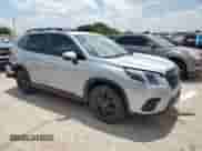 2022 Subaru Forester Special Sports z VIN JF2SKAJCXNH437855, wystawiony jako Copart lot #67351285 z przebiegiem 32 181 mil mil oraz Szkoda całkowita • Salvage title. Historia ofert i sprzedaży dostępna na DreamBid. Obrazek 4.