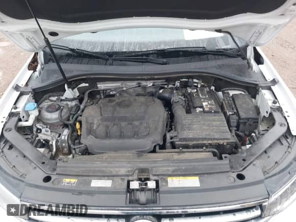 2022 Volkswagen Tiguan S z VIN 3VV1B7AX1NM144102, wystawiony jako IAAI lot #42324072 z przebiegiem 54 974 mil mil oraz . Historia ofert i sprzedaży dostępna na DreamBid. Obrazek 10.