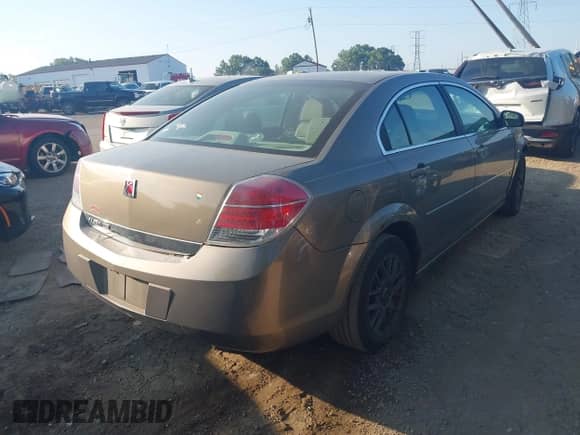 2007 Saturn Aura XE с VIN 1G8ZS57N67F243698, выставлен на аукционе IAAI как лот 43025611 с пробегом 107 802 миль миль и . История ставок и продаж доступна на DreamBid. Изображение 4.