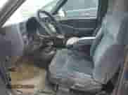 2001 Chevrolet Blazer LS z VIN 1GNCT18W01K164848, wystawiony jako Copart lot #59951705 z przebiegiem 109 273 mil mil oraz Nie do naprawy • Non repairable. Historia ofert i sprzedaży dostępna na DreamBid. Obrazek 7.