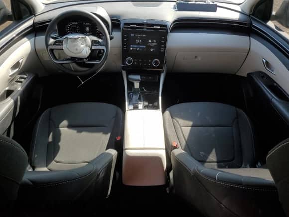 2024 Hyundai Tucson SE с VIN 5NMJACDE5RH376067, выставлен на аукционе Copart как лот 72145144 с пробегом 15 496 миль миль и Списание • Salvage title. История ставок и продаж доступна на DreamBid. Изображение 8.