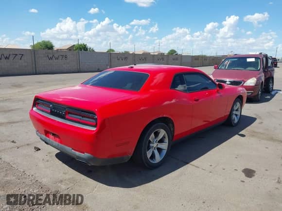 2015 Dodge Challenger SXT с VIN 2C3CDZAG1FH822526, выставлен на аукционе IAAI как лот 43154776 с пробегом 177 670 миль миль и . История ставок и продаж доступна на DreamBid. Изображение 4.