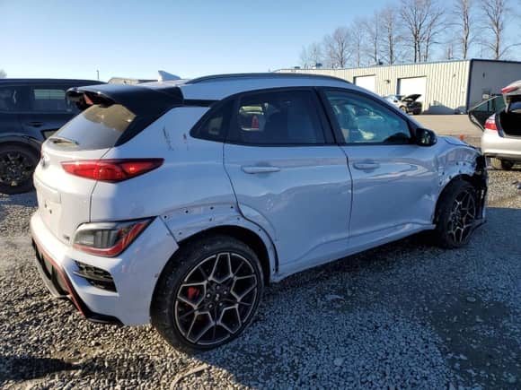 2023 Hyundai Kona с VIN KM8KH3AC3PU007115, выставлен на аукционе Copart как лот 44936025 с пробегом 6 772 миль миль и Списание • Salvage title. История ставок и продаж доступна на DreamBid. Изображение 3.