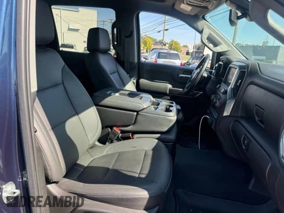 2022 Chevrolet Silverado 2500HD LTZ z VIN 1GC4YPE76NF315723, wystawiony jako Copart lot #80886595 z przebiegiem 17 444 mil mil oraz Czysty tytuł • Clean title. Historia ofert i sprzedaży dostępna na DreamBid. Obrazek 5.