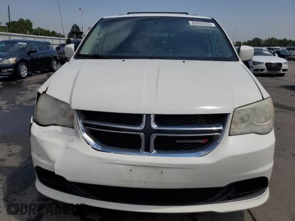 2013 Dodge Grand Caravan SXT with VIN 2C4RDGCG9DR523381, listed as a Copart auction lot 65055335 with 156,250 mi miles and Salvage title. Bid and sale history available at DreamBid. Image 5.