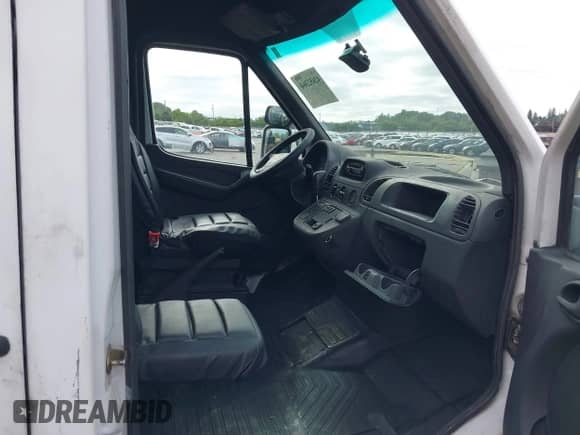 2004 Dodge Sprinter с VIN WD2PD744445627199, выставлен на аукционе IAAI как лот 42652364 с пробегом 438 765 миль миль и . История ставок и продаж доступна на DreamBid. Изображение 5.