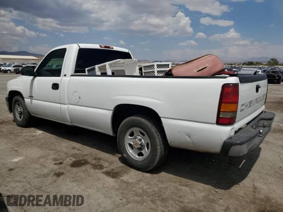 2000 Chevrolet Silverado 1500 с VIN 1GCEC14W4YE217549, выставлен на аукционе Copart как лот 65739615 с пробегом 62 430 миль миль и Списание • Salvage title. История ставок и продаж доступна на DreamBid. Изображение 2.